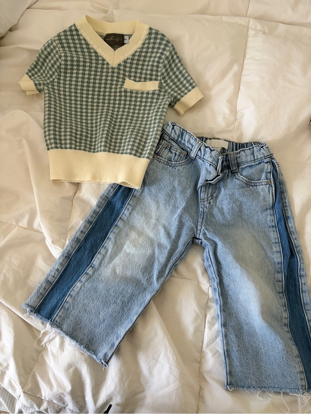 Zara Wide Leg Pants & Sweet Threads Green & Cream Houndstooth Sweater Outfit